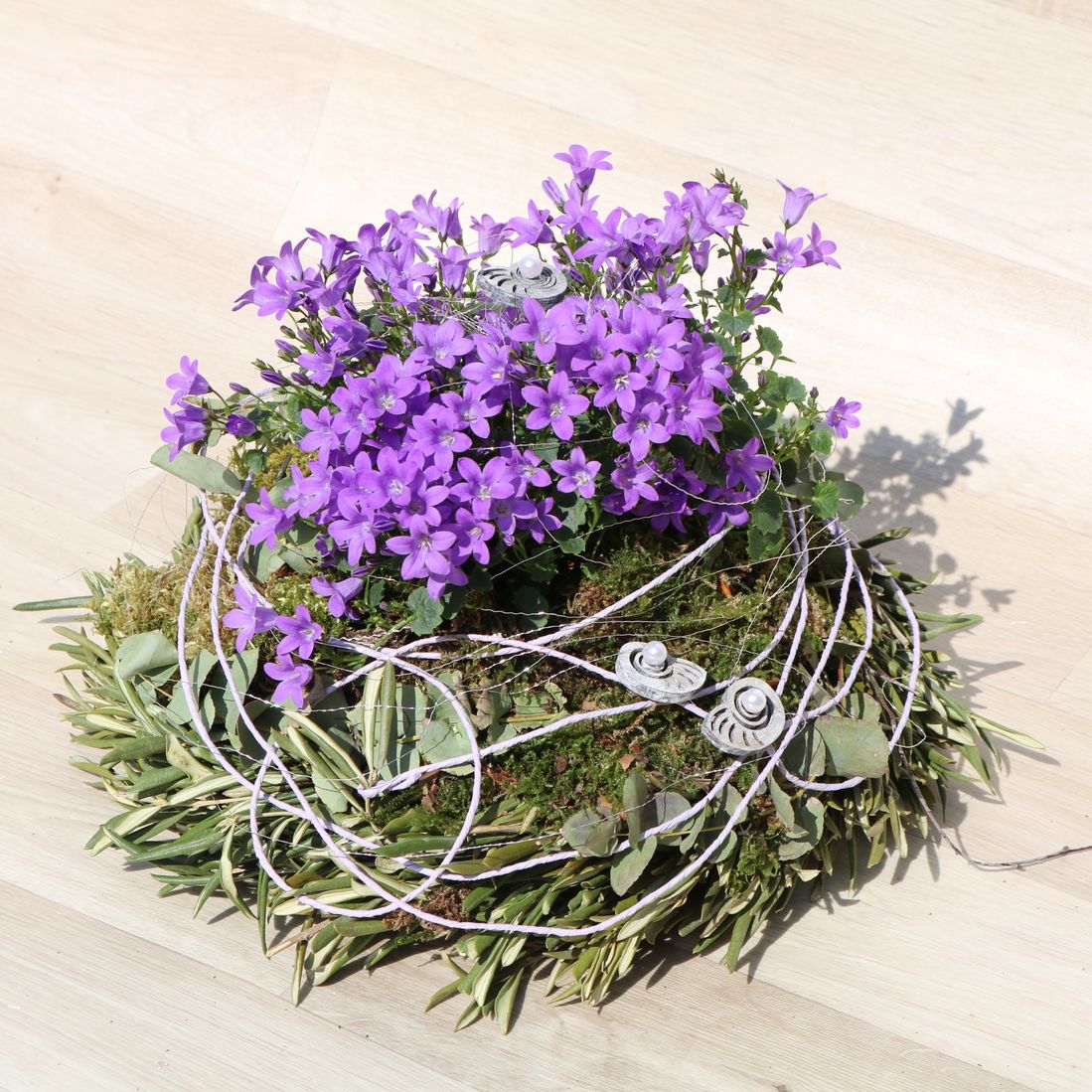 Blumen Schnack Neustadt, Tradition von 100 Jahren, Kirchhofsallee 12, 23730 Neustadt/Holstein, Friedhof, Rudolf Schnack, Joachim Schnack, Blumen, Schnittblumen, Hochzeitsfloristik, Trauerschmuck, Dekoration, Terrassenbepflanzung, Fleurop