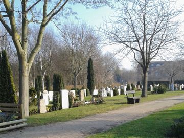 Blumen Schnack Neustadt, Tradition von 100 Jahren, Kirchhofsallee 12, 23730 Neustadt/Holstein, Friedhof, Rudolf Schnack, Joachim Schnack, Blumen, Schnittblumen, Hochzeitsfloristik, Trauerschmuck, Dekoration, Terrassenbepflanzung, Fleurop